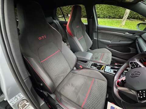 Volkswagen Golf 2.0 TSI GTI Clubsport Hatchback 5dr Petrol DSG Euro 6 (s/s) (300 ps) - U10003594