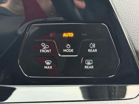 Volkswagen Golf 2.0 TSI GTI Clubsport Hatchback 5dr Petrol DSG Euro 6 (s/s) (300 ps) - U10003594