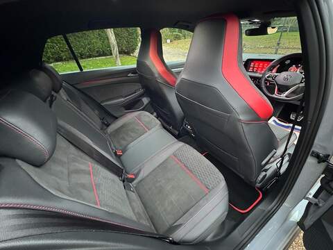 Volkswagen Golf 2.0 TSI GTI Clubsport Hatchback 5dr Petrol DSG Euro 6 (s/s) (300 ps) - U10003594