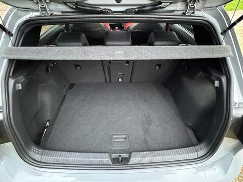 Volkswagen Golf 2.0 TSI GTI Clubsport Hatchback 5dr Petrol DSG Euro 6 (s/s) (300 ps) - U10003594