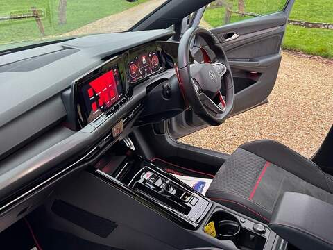 Volkswagen Golf 2.0 TSI GTI Clubsport Hatchback 5dr Petrol DSG Euro 6 (s/s) (300 ps) - U10003594