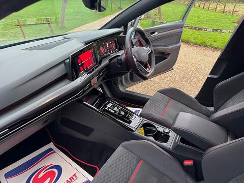 Volkswagen Golf 2.0 TSI GTI Clubsport Hatchback 5dr Petrol DSG Euro 6 (s/s) (300 ps) - U10003594