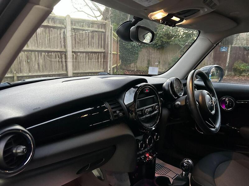 MINI Hatch 1.5 Cooper Euro 6 (s/s) 3dr - U10003595