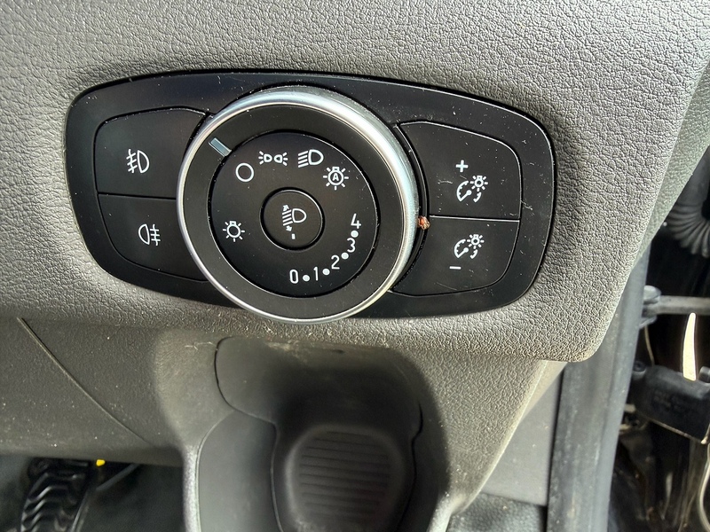 Ford Transit Custom 2.0 300 EcoBlue Trail Panel Van 5dr Diesel Manual L1 H1 Euro 6 (s/s) (130 ps) - U10003599