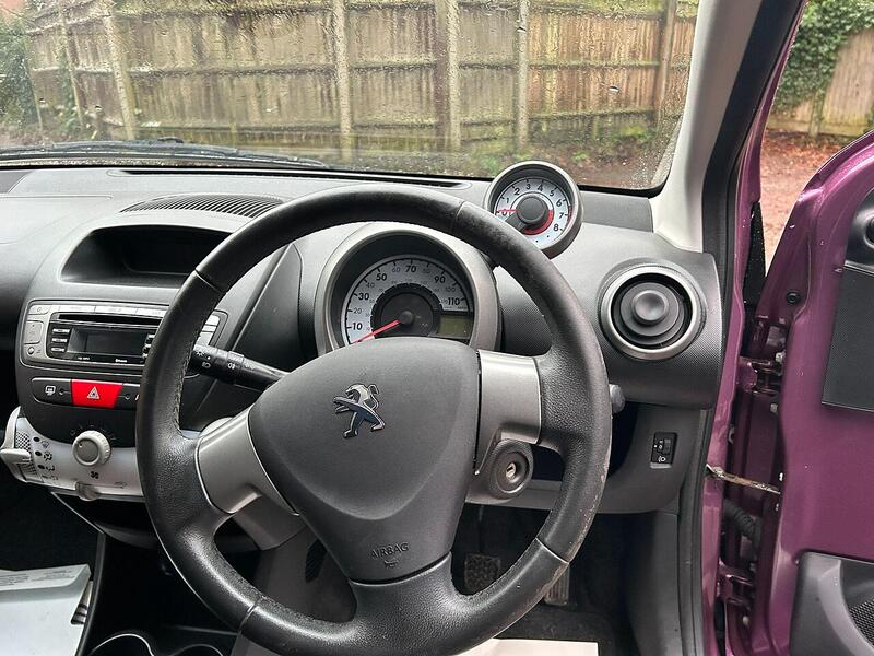 Peugeot 107 1.0 12V Allure Hatchback 3dr Petrol Manual Euro 5 (68 ps) - U10003603