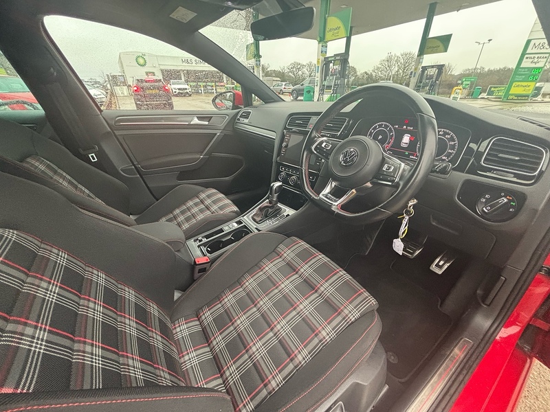 Volkswagen Golf 2.0 TSI GTI Hatchback 5dr Petrol DSG Euro 6 (s/s) (230 ps) - U10003609