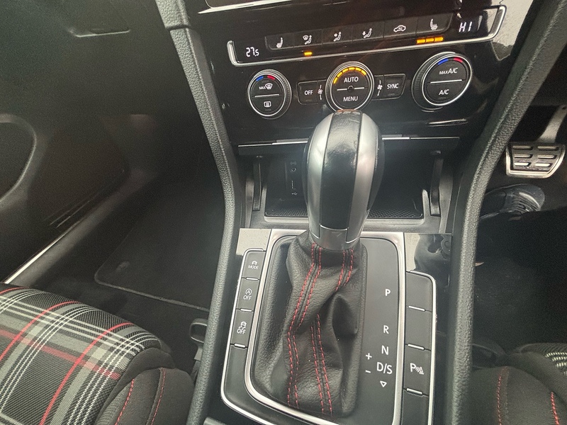 Volkswagen Golf 2.0 TSI GTI Hatchback 5dr Petrol DSG Euro 6 (s/s) (230 ps) - U10003609