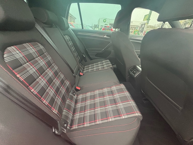 Volkswagen Golf 2.0 TSI GTI Hatchback 5dr Petrol DSG Euro 6 (s/s) (230 ps) - U10003609