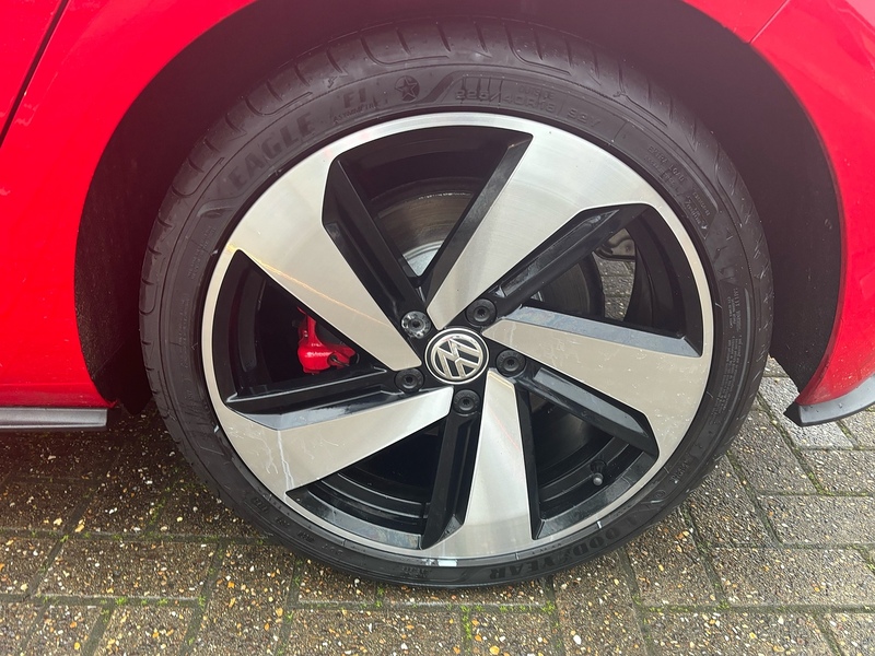 Volkswagen Golf 2.0 TSI GTI Hatchback 5dr Petrol DSG Euro 6 (s/s) (230 ps) - U10003609