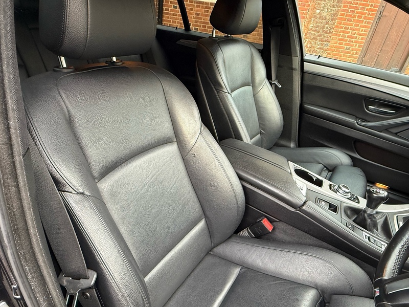 BMW 5 Series 2.0 520d M Sport Touring 5dr Diesel Manual Euro 6 (s/s) (190 ps) - U10003610