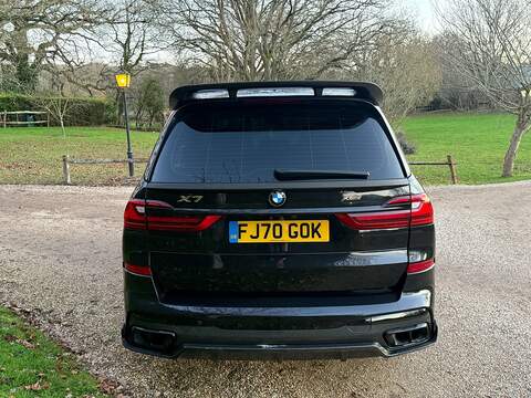 BMW X7 3.0 30d M Sport SUV 5dr Diesel Auto xDrive Euro 6 (s/s) (265 ps) - U10003619