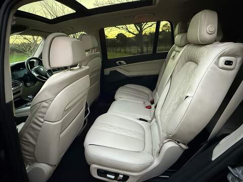 BMW X7 3.0 30d M Sport SUV 5dr Diesel Auto xDrive Euro 6 (s/s) (265 ps) - U10003619