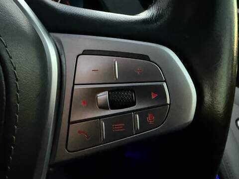 BMW X7 3.0 30d M Sport SUV 5dr Diesel Auto xDrive Euro 6 (s/s) (265 ps) - U10003619