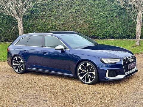 Audi RS4 Avant 2.9 TFSI V6 Estate 5dr Petrol Tiptronic quattro Euro 6 (s/s) (450 ps) - U10003623