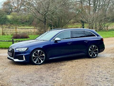 Audi RS4 Avant 2.9 TFSI V6 Estate 5dr Petrol Tiptronic quattro Euro 6 (s/s) (450 ps) - U10003623