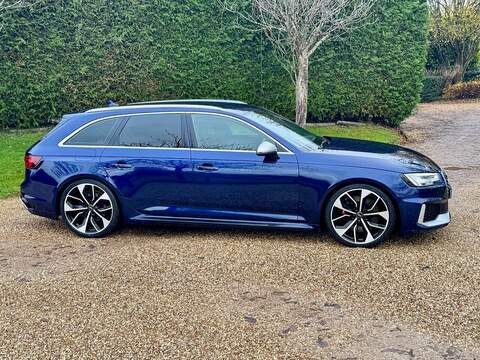 Audi RS4 Avant 2.9 TFSI V6 Estate 5dr Petrol Tiptronic quattro Euro 6 (s/s) (450 ps) - U10003623