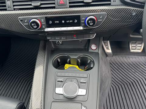 Audi RS4 Avant 2.9 TFSI V6 Estate 5dr Petrol Tiptronic quattro Euro 6 (s/s) (450 ps) - U10003623