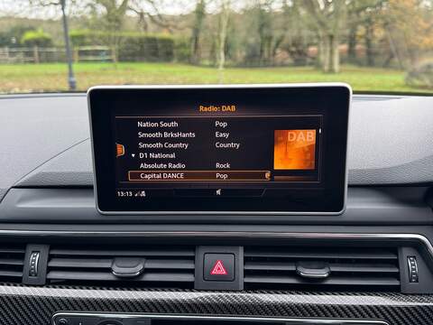 Audi RS4 Avant 2.9 TFSI V6 Estate 5dr Petrol Tiptronic quattro Euro 6 (s/s) (450 ps) - U10003623