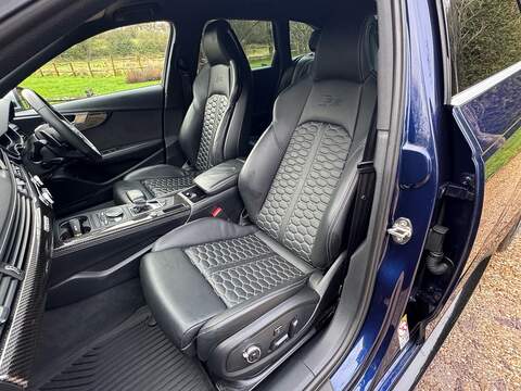 Audi RS4 Avant 2.9 TFSI V6 Estate 5dr Petrol Tiptronic quattro Euro 6 (s/s) (450 ps) - U10003623