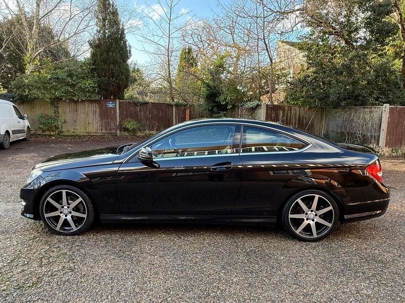 Mercedes-Benz C Class 1.6 C180 AMG Sport Edition Coupe 2dr Petrol G-Tronic+ Euro 6 (s/s) (156 ps) - U10003624