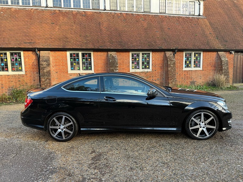 Mercedes-Benz C Class 1.6 C180 AMG Sport Edition Coupe 2dr Petrol G-Tronic+ Euro 6 (s/s) (156 ps) - U10003624