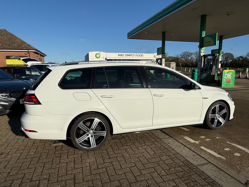 Volkswagen Golf 2.0 TSI BlueMotion Tech R Estate 5dr Petrol DSG 4Motion Euro 6 (s/s) (310 ps) - U10003626