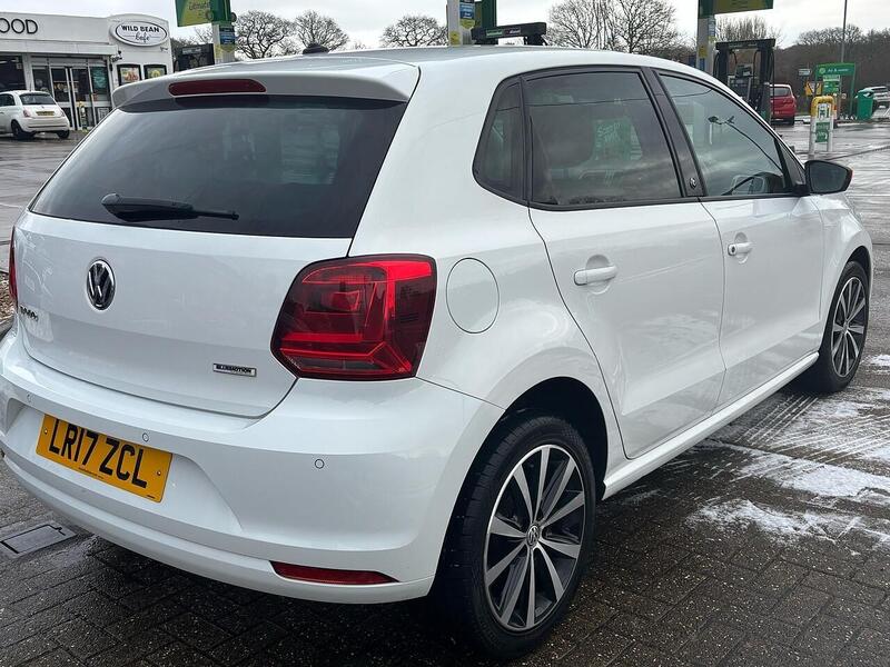 Volkswagen Polo 1.0 BlueMotion Tech beats Hatchback 5dr Petrol Manual Euro 6 (s/s) (75 ps) - U10003628