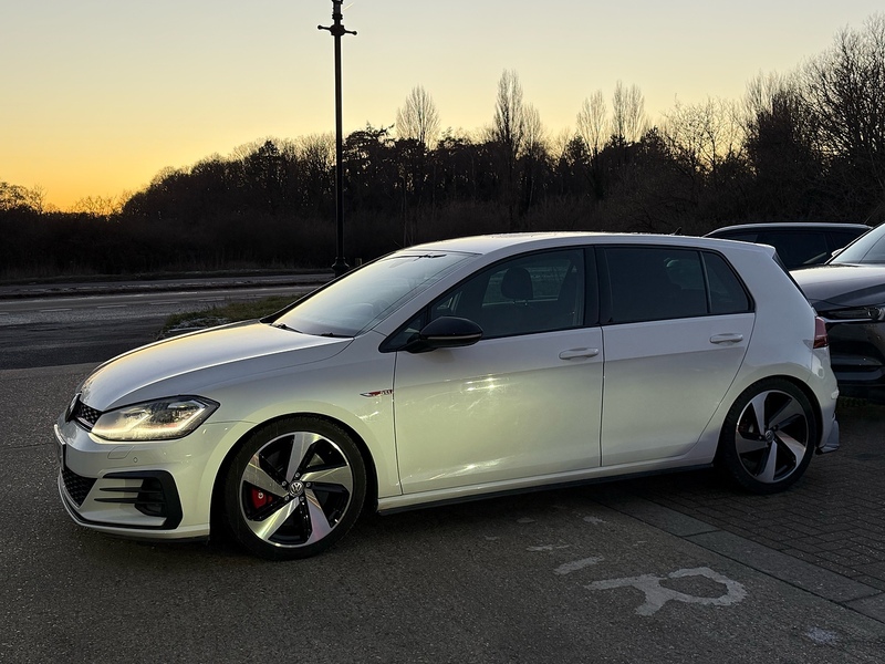 Volkswagen Golf 2.0 TSI GPF GTI Performance Hatchback 5dr Petrol DSG Euro 6 (s/s) (245 ps) - U10003630