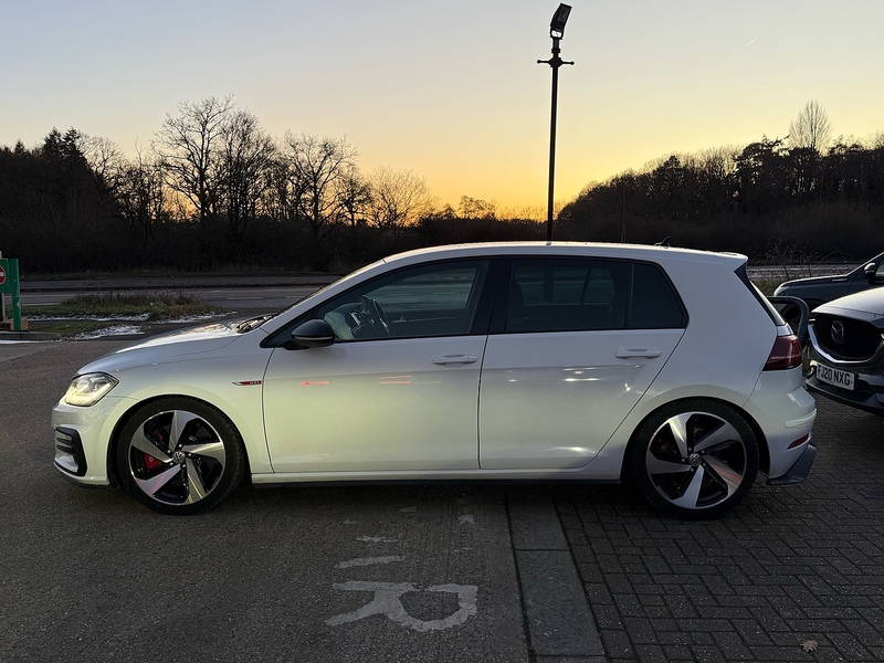 Volkswagen Golf 2.0 TSI GPF GTI Performance Hatchback 5dr Petrol DSG Euro 6 (s/s) (245 ps) - U10003630