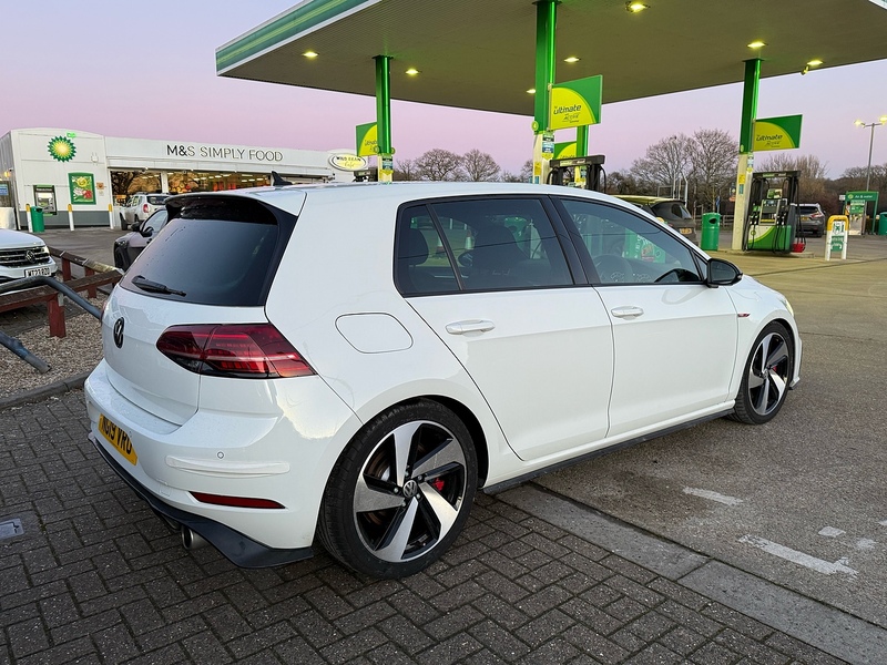 Volkswagen Golf 2.0 TSI GPF GTI Performance Hatchback 5dr Petrol DSG Euro 6 (s/s) (245 ps) - U10003630