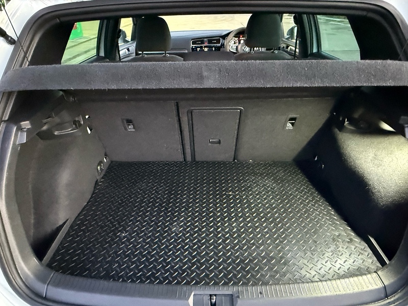 Volkswagen Golf 2.0 TSI GPF GTI Performance Hatchback 5dr Petrol DSG Euro 6 (s/s) (245 ps) - U10003630