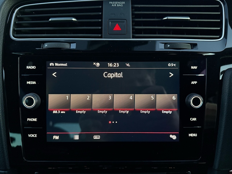 Volkswagen Golf 2.0 TSI GPF GTI Performance Hatchback 5dr Petrol DSG Euro 6 (s/s) (245 ps) - U10003630