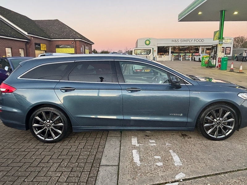 Ford Mondeo 2.0 TiVCT Vignale Estate 5dr Petrol Hybrid CVT Euro 6 (s/s) (187 ps) - U10003632