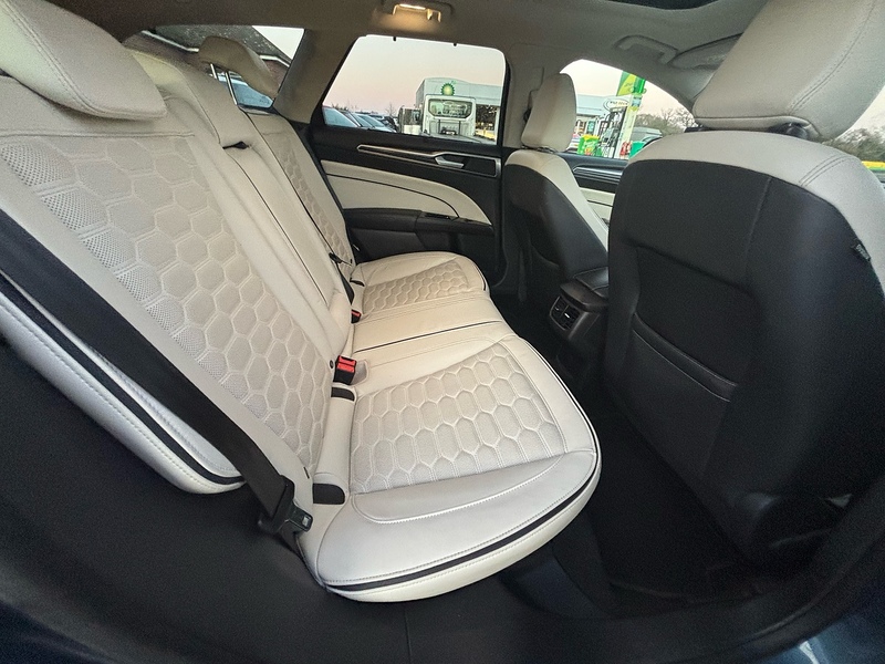 Ford Mondeo 2.0 TiVCT Vignale Estate 5dr Petrol Hybrid CVT Euro 6 (s/s) (187 ps) - U10003632