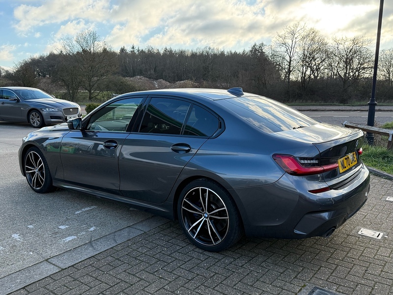 BMW 3 Series 2.0 320i M Sport Saloon 4dr Petrol Auto Euro 6 (s/s) (184 ps) - U10003633