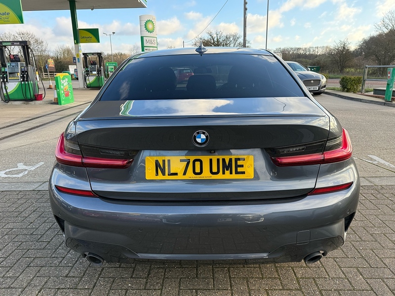 BMW 3 Series 2.0 320i M Sport Saloon 4dr Petrol Auto Euro 6 (s/s) (184 ps) - U10003633