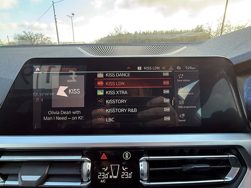 BMW 3 Series 2.0 320i M Sport Saloon 4dr Petrol Auto Euro 6 (s/s) (184 ps) - U10003633