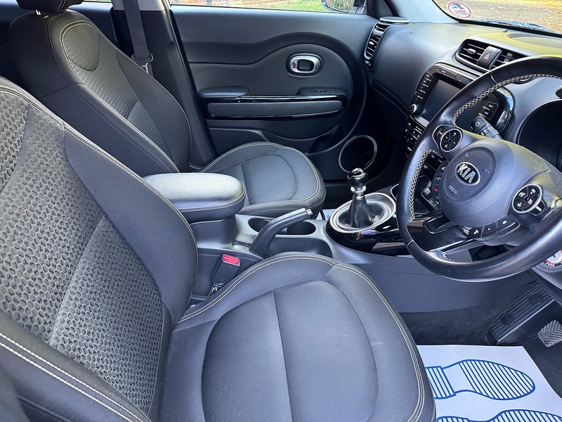 Kia Soul 1.6 CRDi Mixx Euro 6 5dr - U10003634