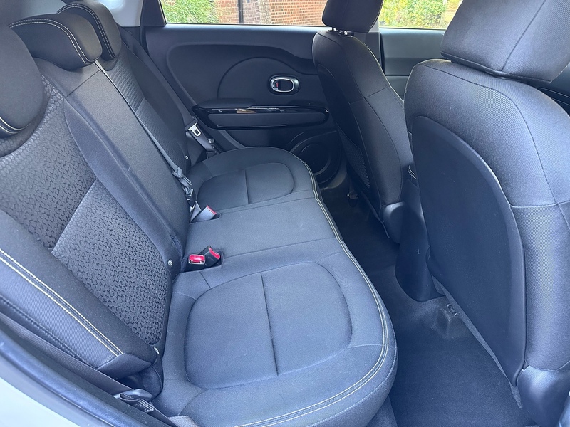 Kia Soul 1.6 CRDi Mixx Euro 6 5dr - U10003634
