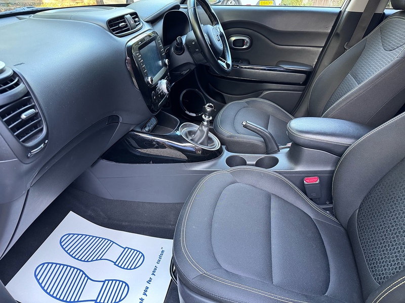 Kia Soul 1.6 CRDi Mixx Euro 6 5dr - U10003634