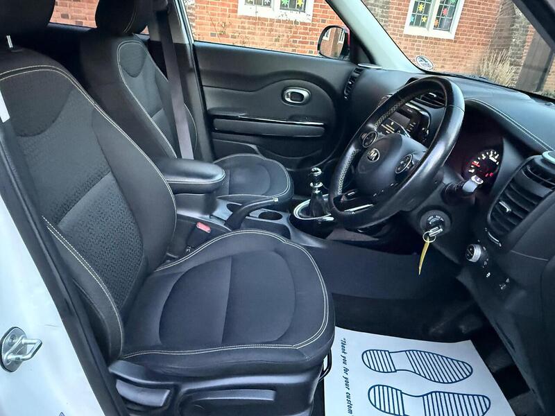 Kia Soul 1.6 CRDi Mixx Euro 6 5dr - U10003634