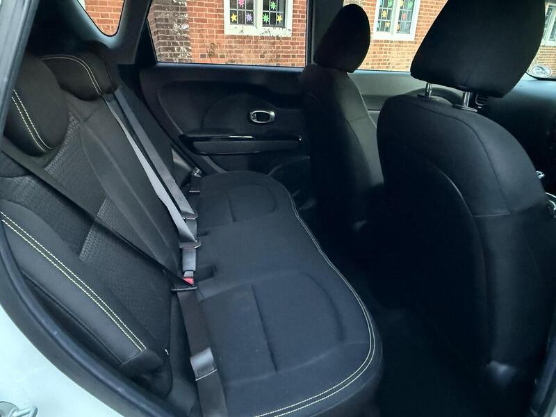 Kia Soul 1.6 CRDi Mixx Euro 6 5dr - U10003634