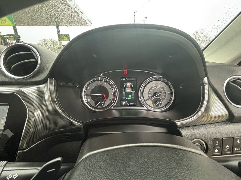 Suzuki Vitara Vitara SZ5 SUV 1 Automatic Petrol Hybrid - U10003637