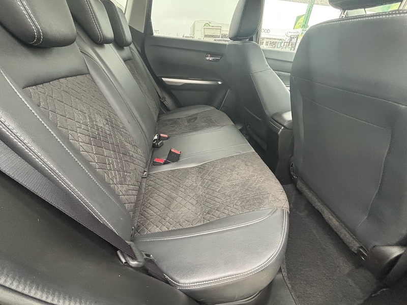 Suzuki Vitara Vitara SZ5 SUV 1 Automatic Petrol Hybrid - U10003637