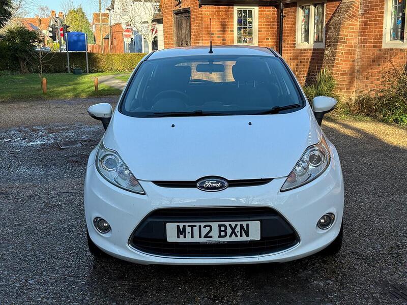 Ford Fiesta 1.25 Zetec Hatchback 5dr Petrol Manual (129 g/km, 81 bhp) - U10003641