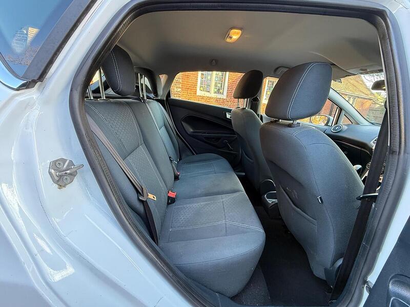 Ford Fiesta 1.25 Zetec Hatchback 5dr Petrol Manual (129 g/km, 81 bhp) - U10003641