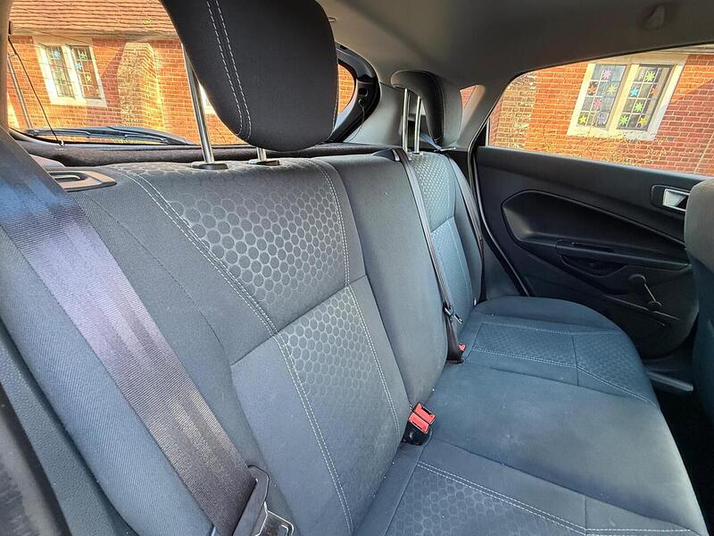 Ford Fiesta 1.25 Zetec Hatchback 5dr Petrol Manual (129 g/km, 81 bhp) - U10003641