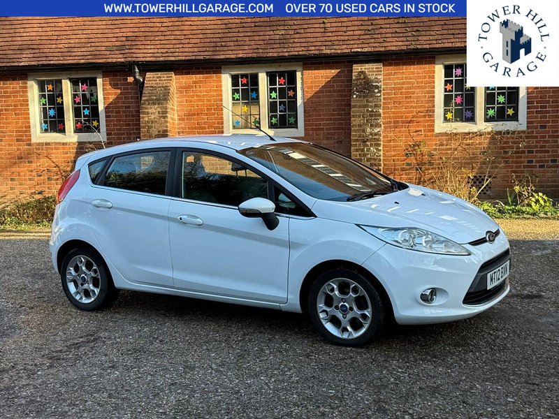 Ford Fiesta 1.25 Zetec Hatchback 5dr Petrol Manual (129 g/km, 81 bhp) - U10003641