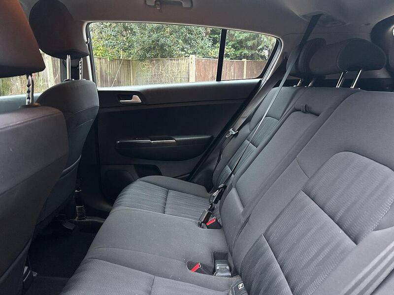 Hyundai TUCSON 2.0 CRDi Blue Drive SE Nav SUV 5dr Diesel Manual Euro 6 (s/s) (136 ps) - U10003642