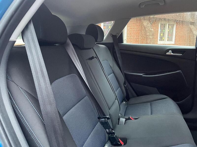 Hyundai TUCSON 2.0 CRDi Blue Drive SE Nav SUV 5dr Diesel Manual Euro 6 (s/s) (136 ps) - U10003642